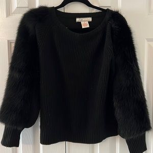Fur sleeves sweater - Size small